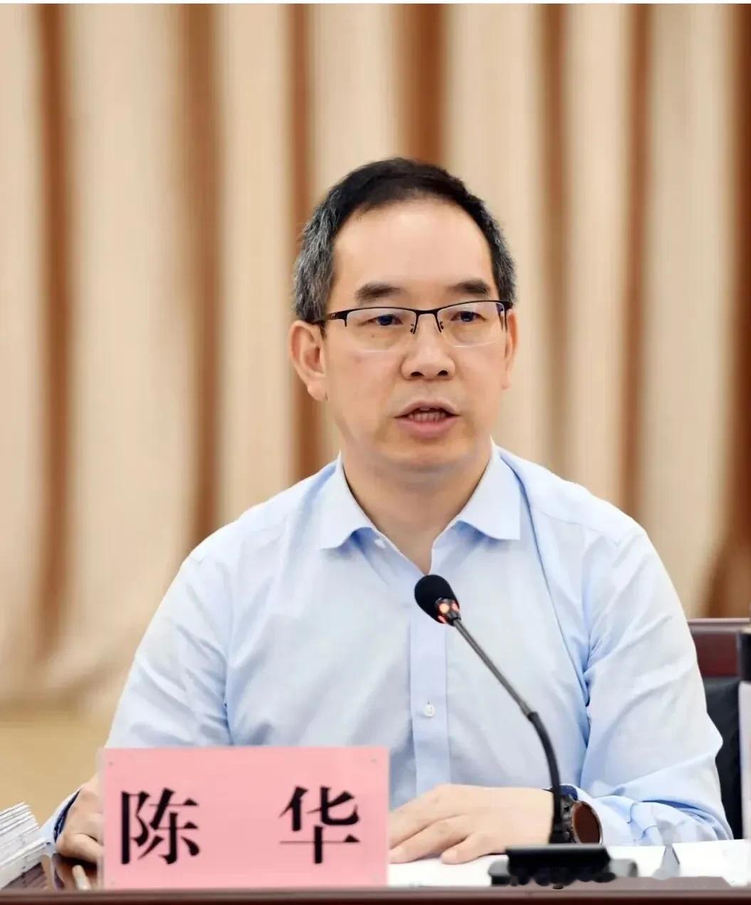 经销商大会上，茅台董事长陈华谈茅台价格称：必须想尽一切办法，尽最大努力