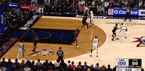 真厉害啊！看看詹姆斯连得10分这4个进球：1、接球三分出手（踩线）2、接球三