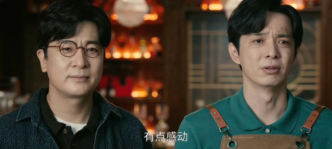 灵魂摆渡为猫咪演技正名🐱福神猫咪登场瞬间直接破防，神态松弛浑然天成，没有刻意表