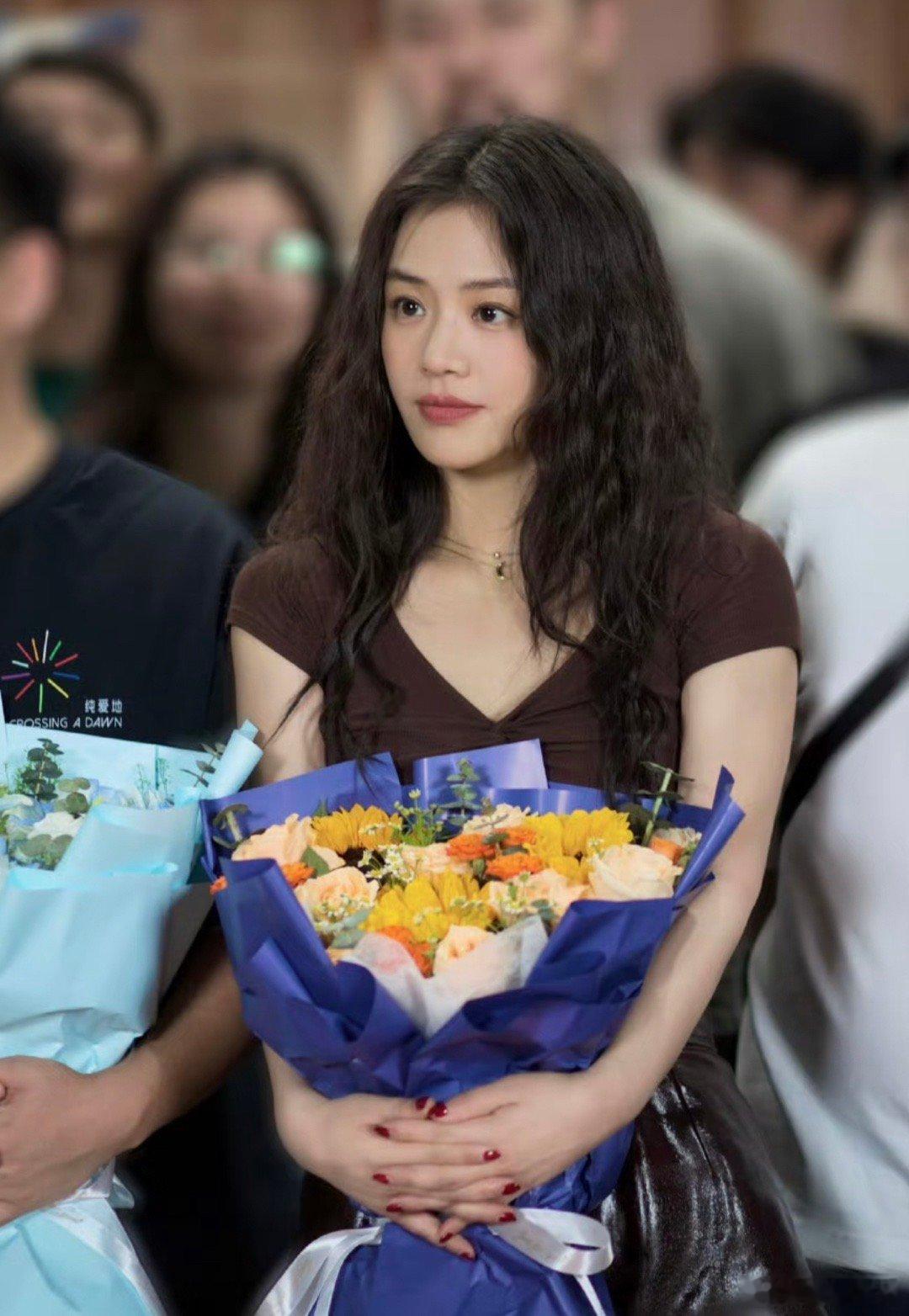 大美女，马思纯一直都好美～​​​