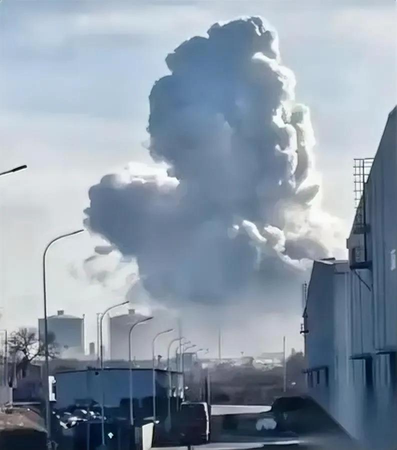 车间机器还没停稳报表数据让人窒息一线减员15%，后勤却扩招10%？当流水