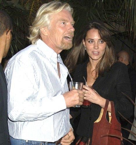 猜谜啦！大家猜猜凯特王妃身边的这位男士是谁？绝对让你意想不到！这组照片是20