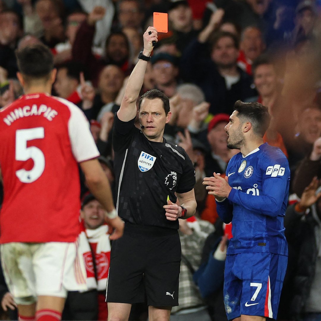 里斯·詹姆斯谈及切尔西的“红牌问题”：“我们已经讨论过了。这个问题被提及多次了。