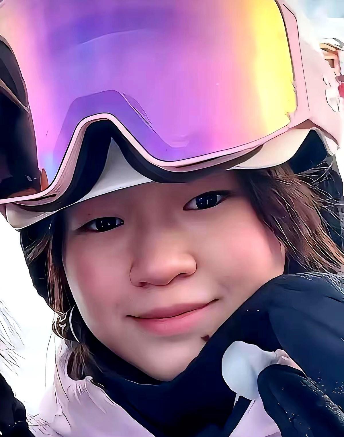 家人们！全红婵这滑雪天赋真的藏不住了！有消息说她三天就学会了滑雪换刃，这速度普通