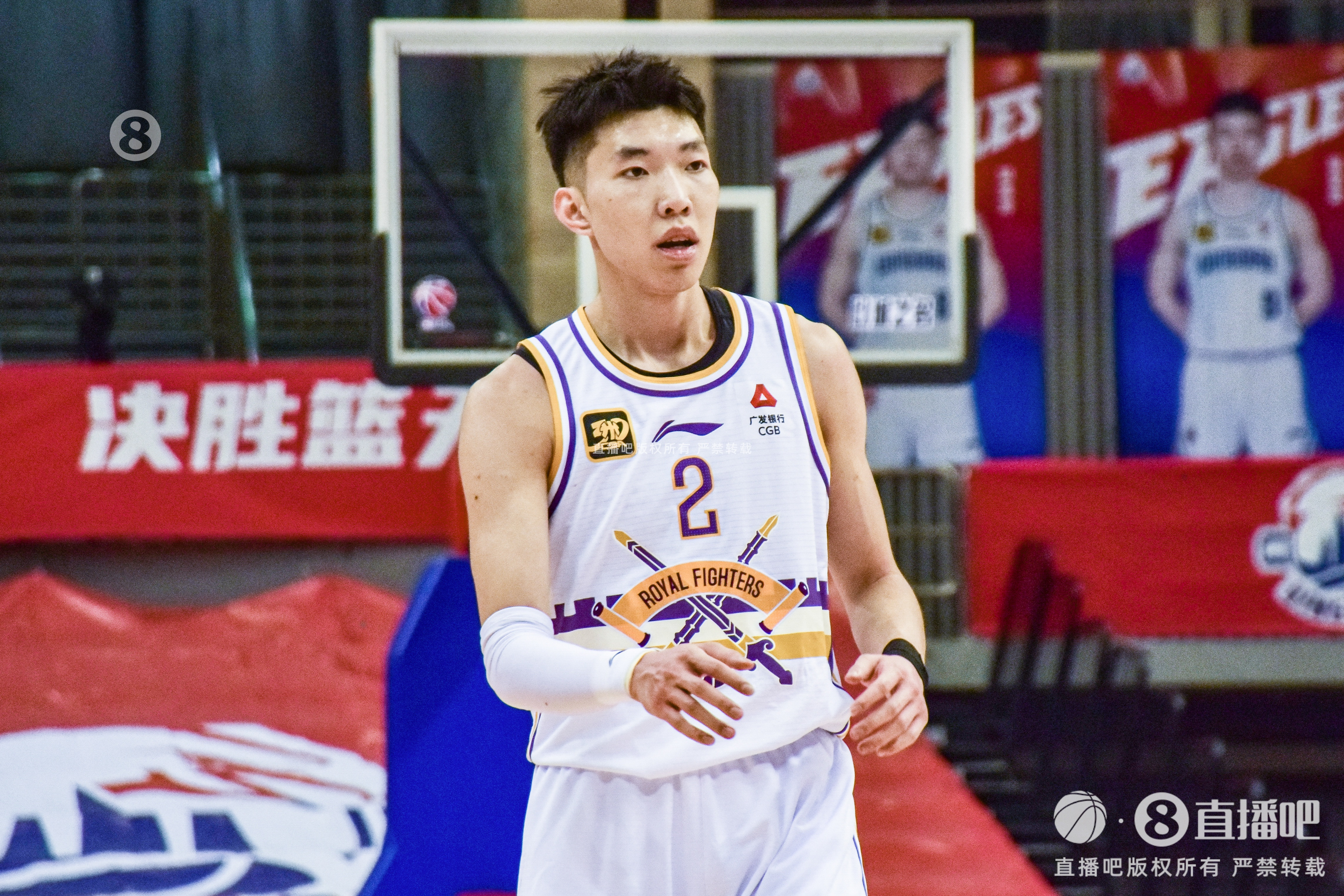 14中2&5分16助! 媒体人: 廖三宁整场手感不佳 但连送助攻完成自救