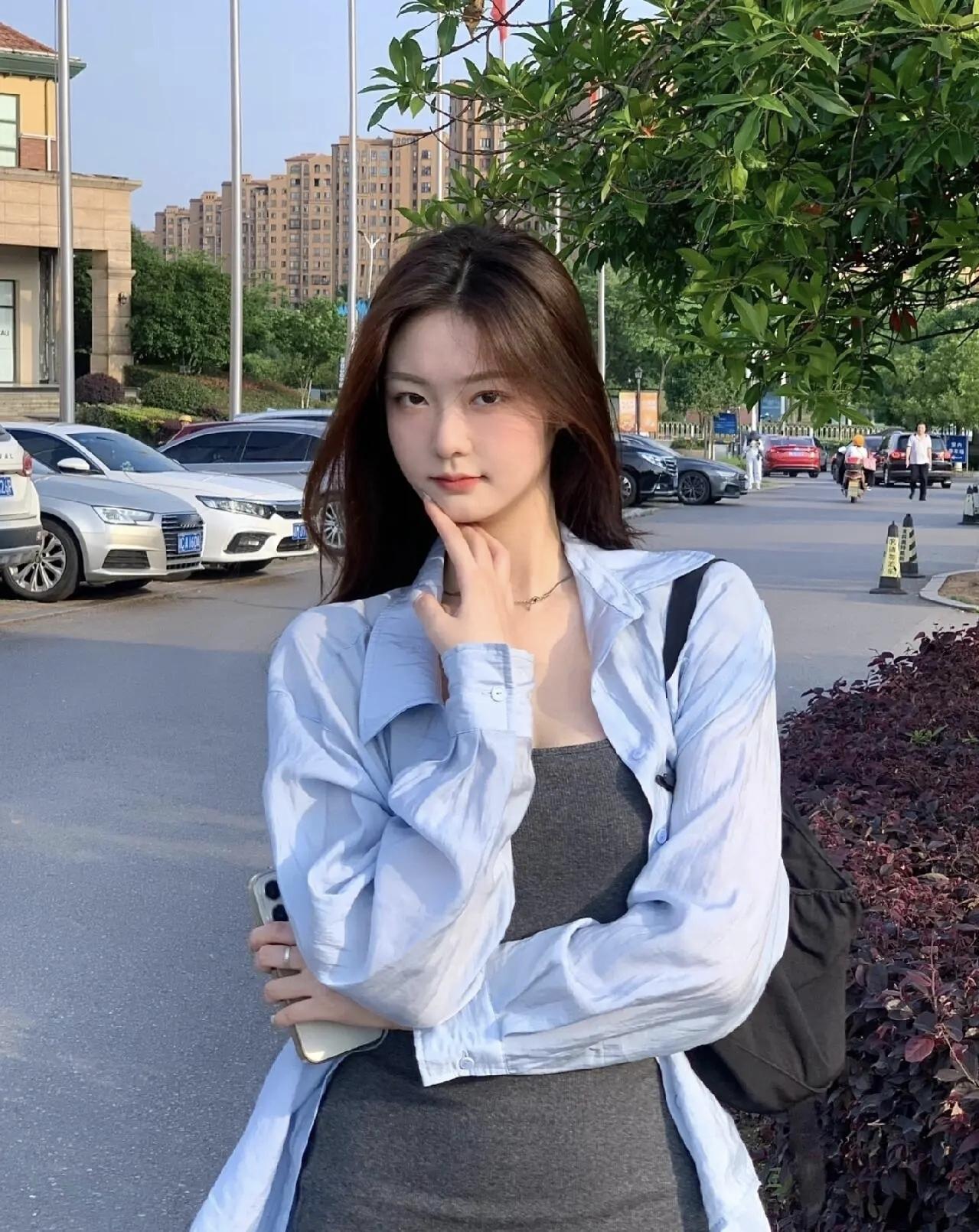 元气少女穿搭指南，轻松出行，自在随行！