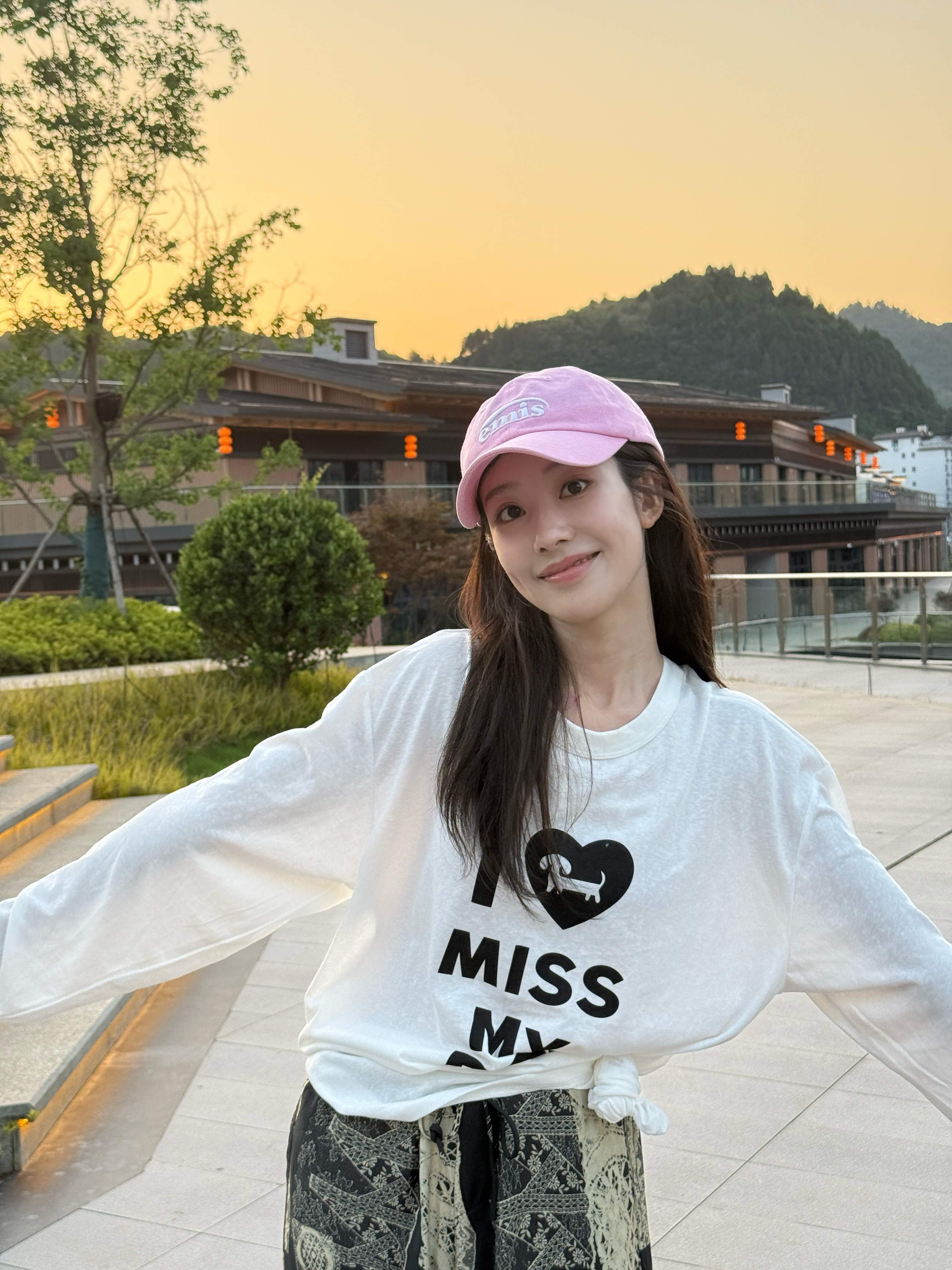 小红配小绿诗情又画意🫴​​​