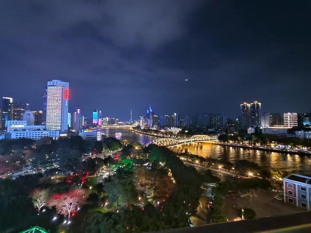 来广州旅游别错过海珠广场宝藏观景天台✨站在星寰国际商业中心7楼，广州塔、天河C