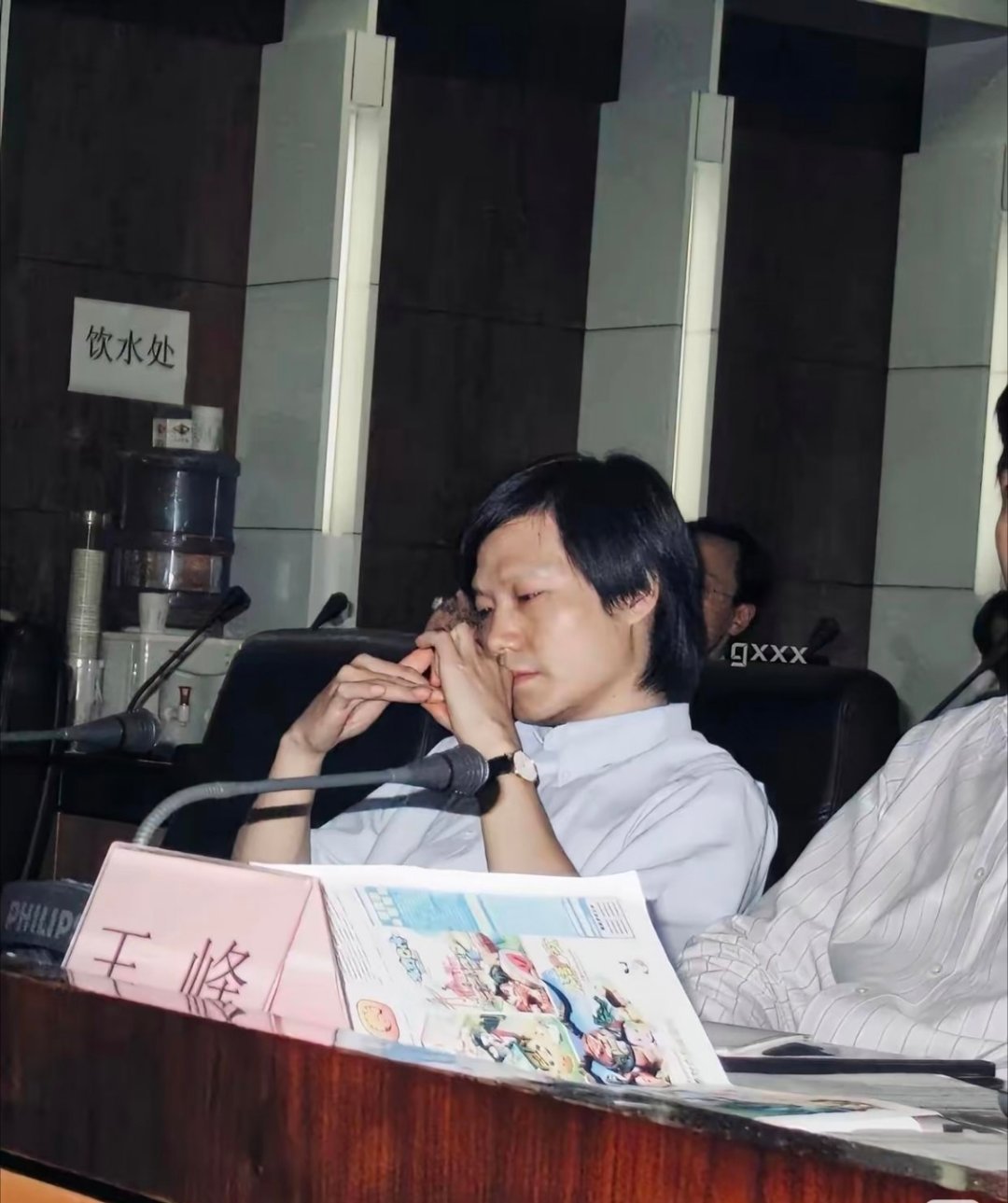 颜值巅峰期的雷军，举手投足都是强大的气场和与众不同的气质。#雷军#​​​