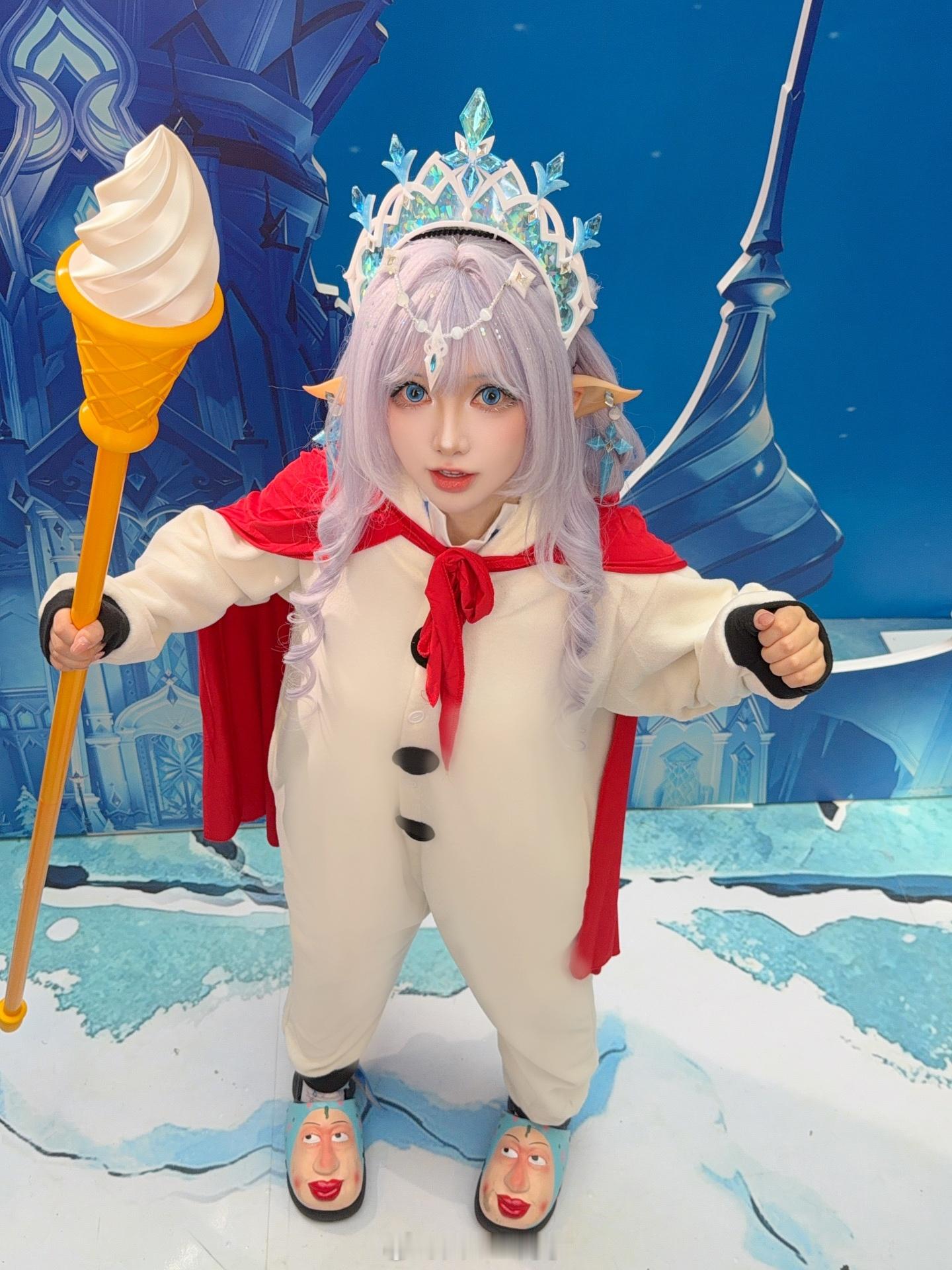 原神二次元cos大赏六二二同学怎么不算是冰雪女皇呢?