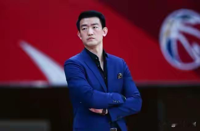 卢伟指导上海久事男篮总决赛七战四胜制已经2比0领先了，本赛季是不是可以拿到总冠军
