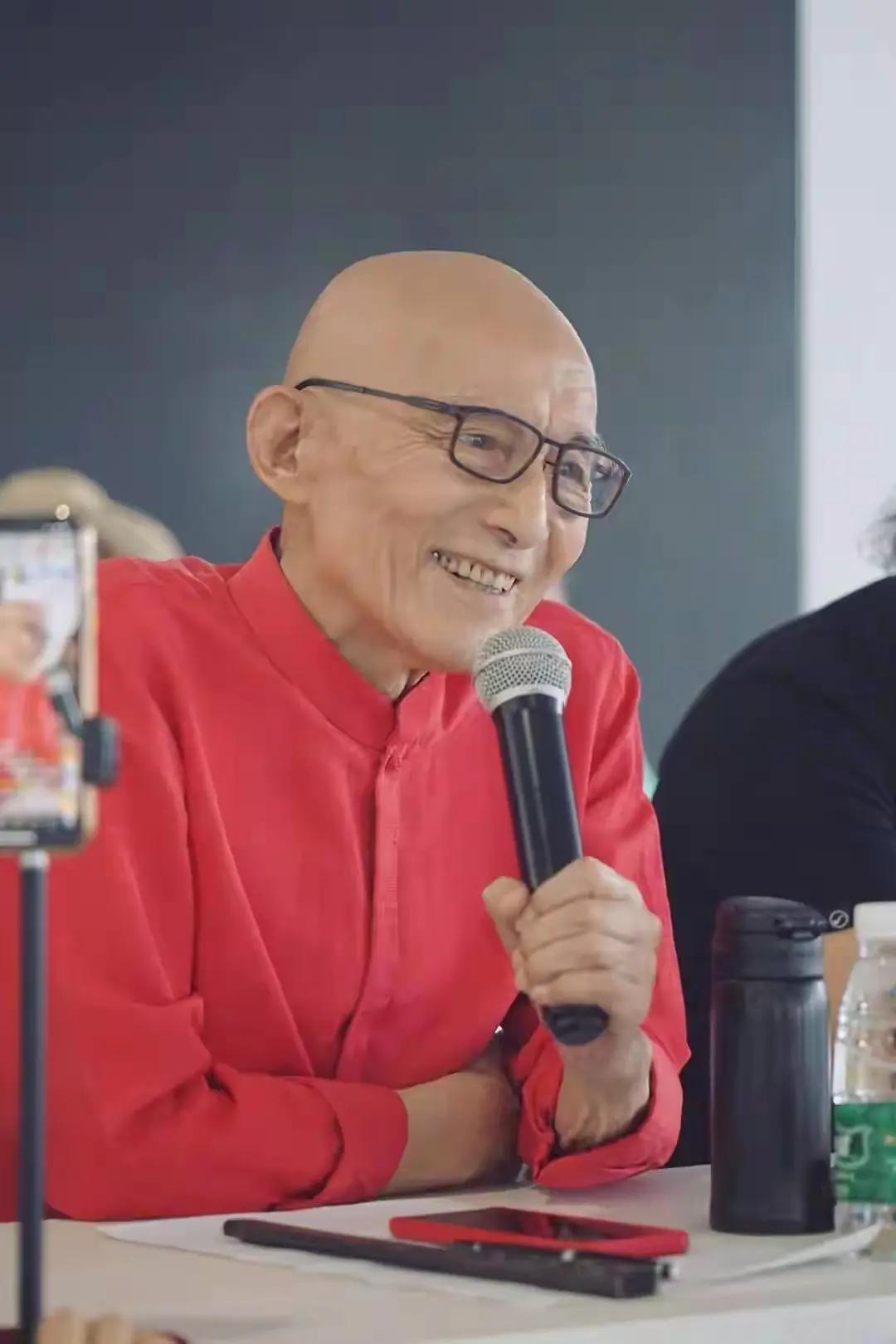 游本昌93岁走了，刘欢63岁走了，这两个人，他们身上有一个特别像的地方，