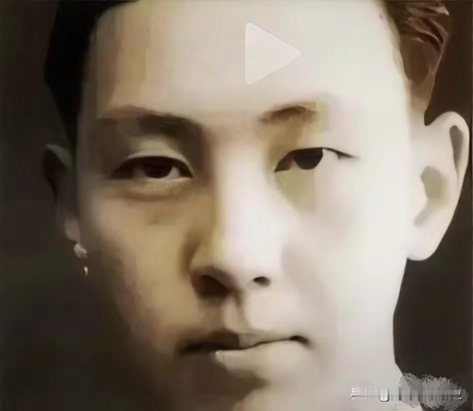 1941年6月，上海愚园路一声枪响，日军中将赤木亲之毙命。做到这一切的，只是一个