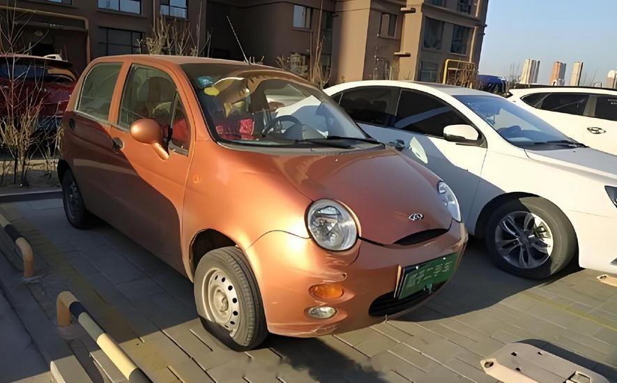 一代国民神车，奇瑞QQ要复活？据报道，全新奇瑞QQ将在8月29日开幕
