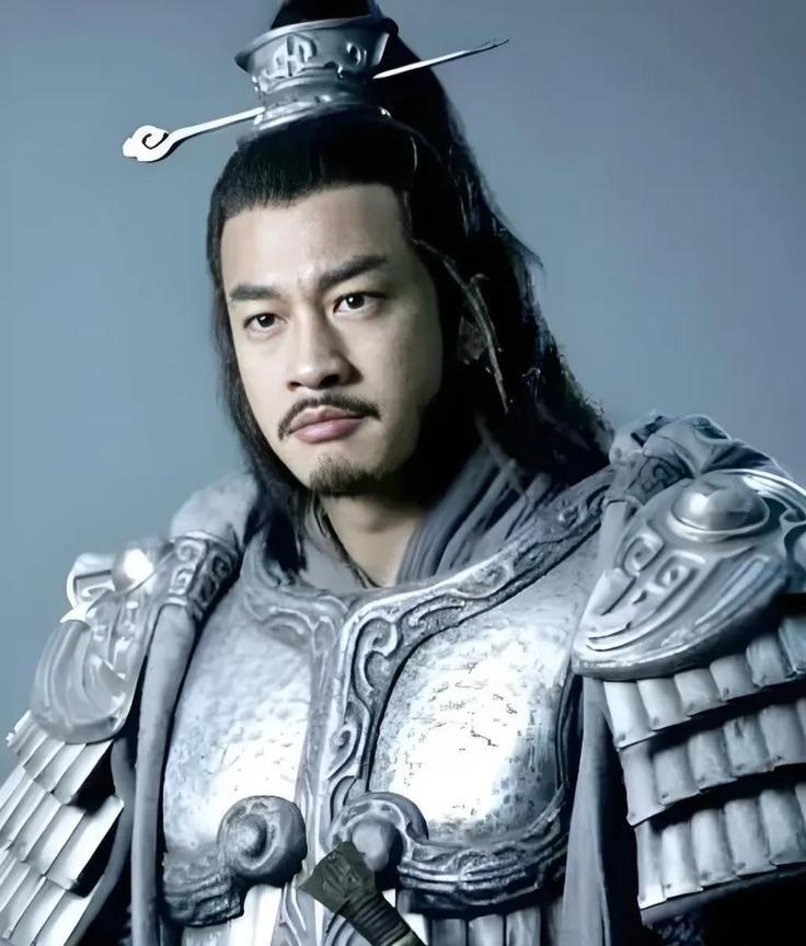 演员，何润东说，不要怀疑我是不是文弱书生了，也不要拿我的肌肉和刘宇宁比较在《