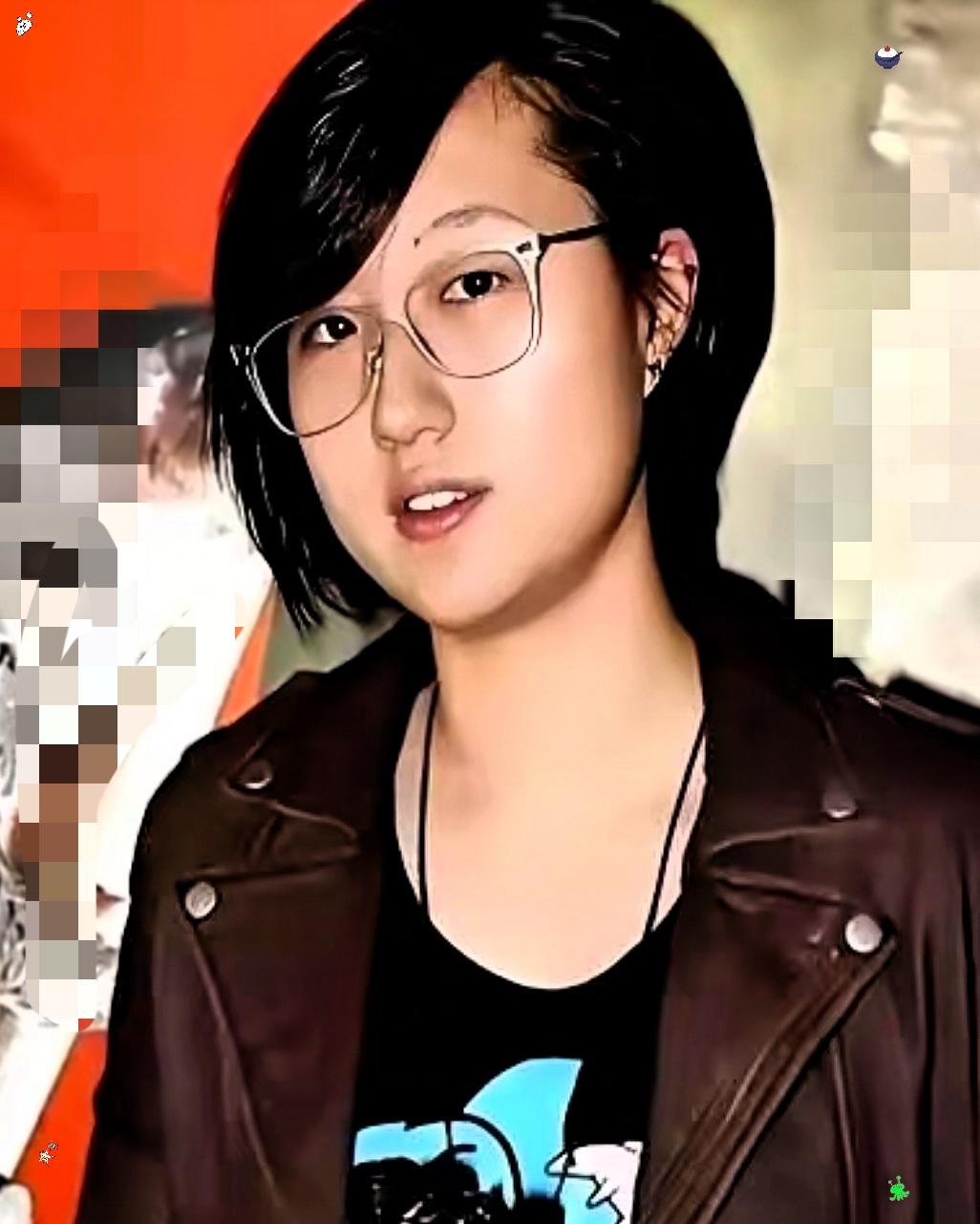 吴卓林的直播间这么火，不是因为她有成龙这个父亲，也不是因为她卖的东西有多独特