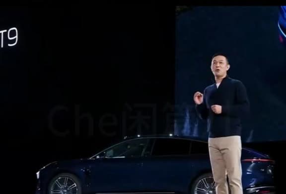 蔚来董事长李斌对尊界S800的评价。近日，尊界S800正式发布了，72小