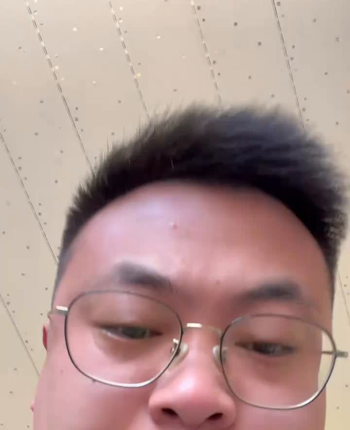 十多万预算就干马自达CX-5。就这小车，你就开去。底盘十分筋道，十分有韧性。
