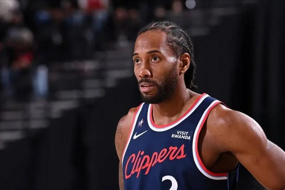 莱昂纳德重返多伦多！弃745万保证金助老东家，猛龙交易堪称完美NBA重磅交易
