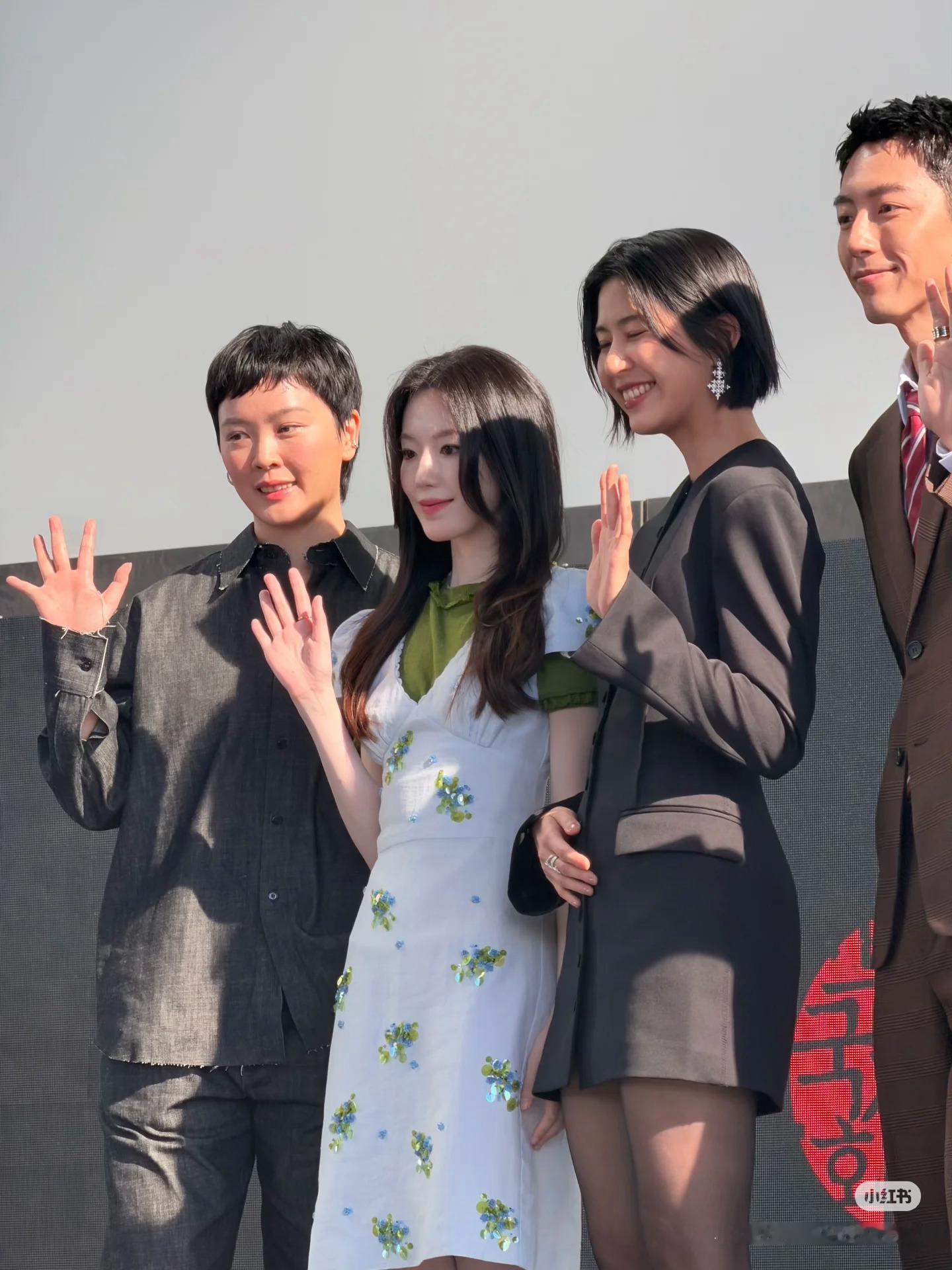 求求叶舒华拍电影吧…….​​​