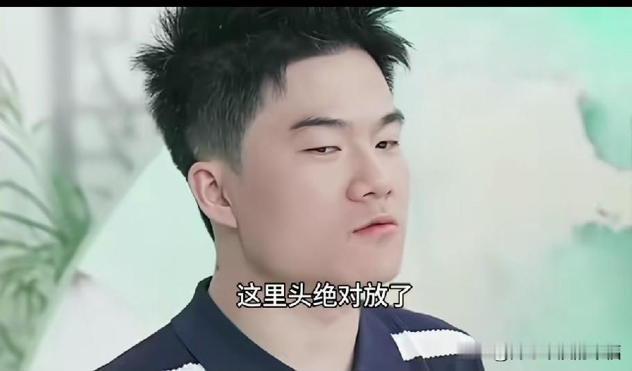 董宇辉性格里透着一股“狠劲”。董宇辉“公司选品的时候，像许盼这类员工的意见是