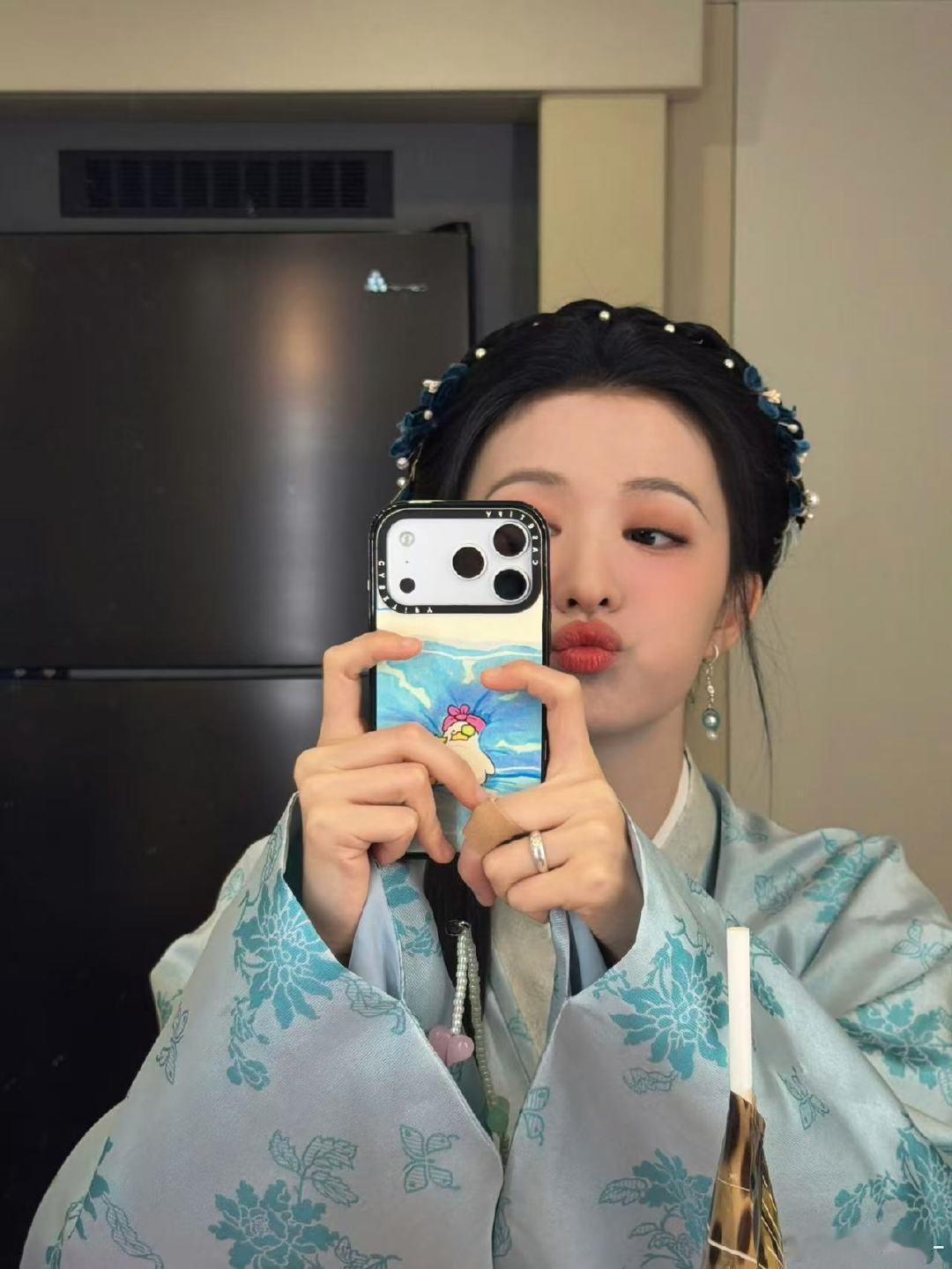 王楚然拍戏中王楚然生日报备王楚然拍戏中，宝宝生日快乐呀王楚然