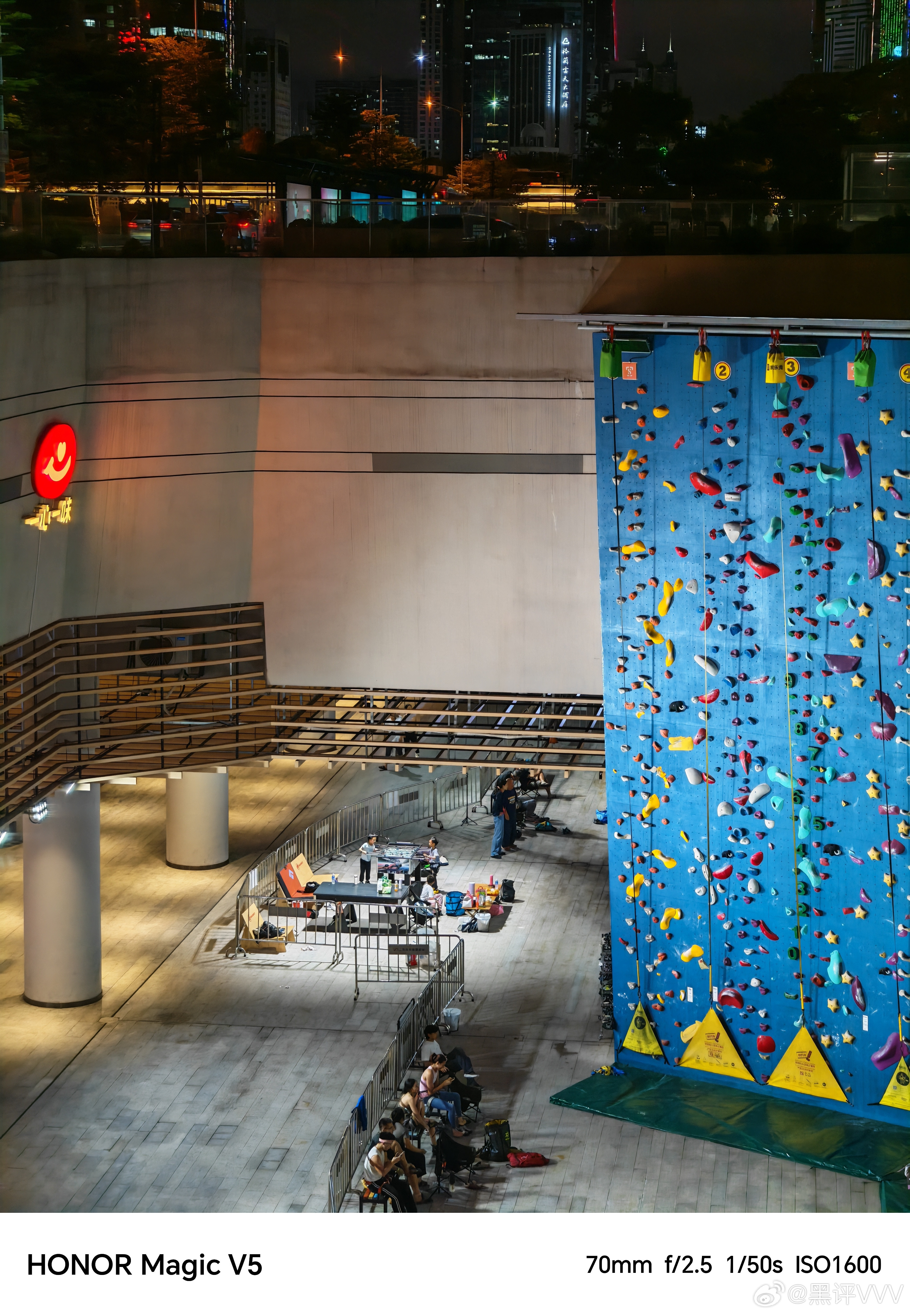 我已经把荣耀MagicV5作为主力机使用了大半年时间，今天正式把主力机切换到荣