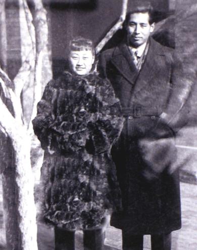 1938年，组织给21岁的清华高材生安排了一桩"婚事"——对象是个素未谋面的17