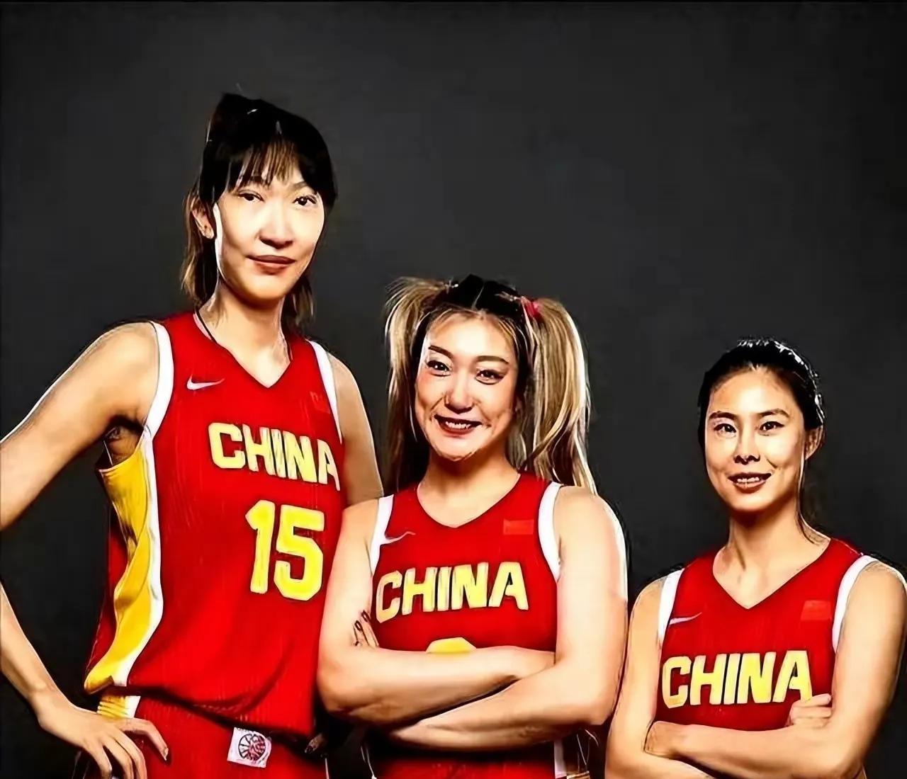 关于李梦能否回归国家队，韩旭发声说“人要有分辨是非的能力，也许你连身边的人都不了