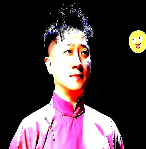 张鹤擎太聪明了解决了德云社一大难题，直播时有人刷屏“云鹤九霄不如一曹”，他当场接