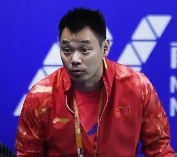 张军被抓了，四个月没出来。现在夏煊泽也进去了。一个是羽协一把手，一个是二把手，