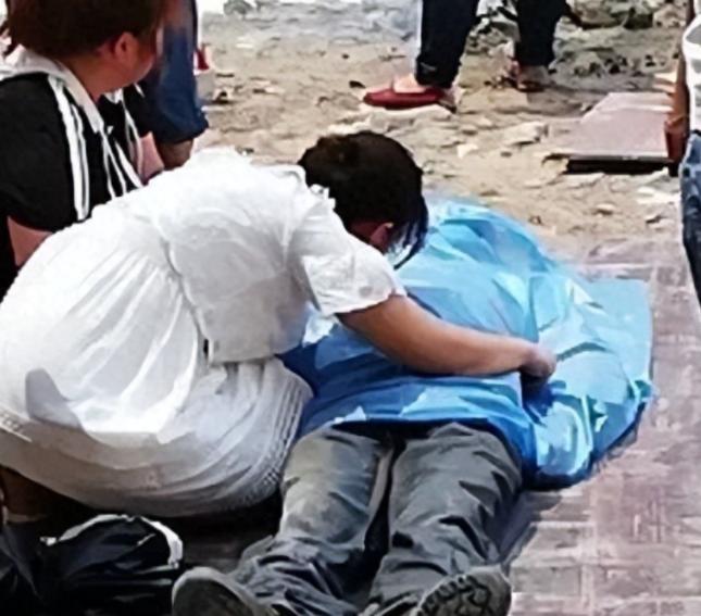 男子入赘到女方家，与妻子育有2个儿子，30余年后，男子不幸坠亡，获赔偿款82万元