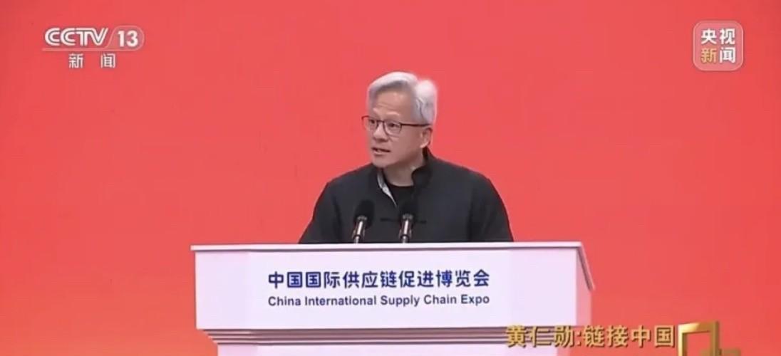 与那些傲慢、狂妄自大的“蓝眼睛白皮肤”不同，黄仁勋来国内逮谁夸谁，BAT都是