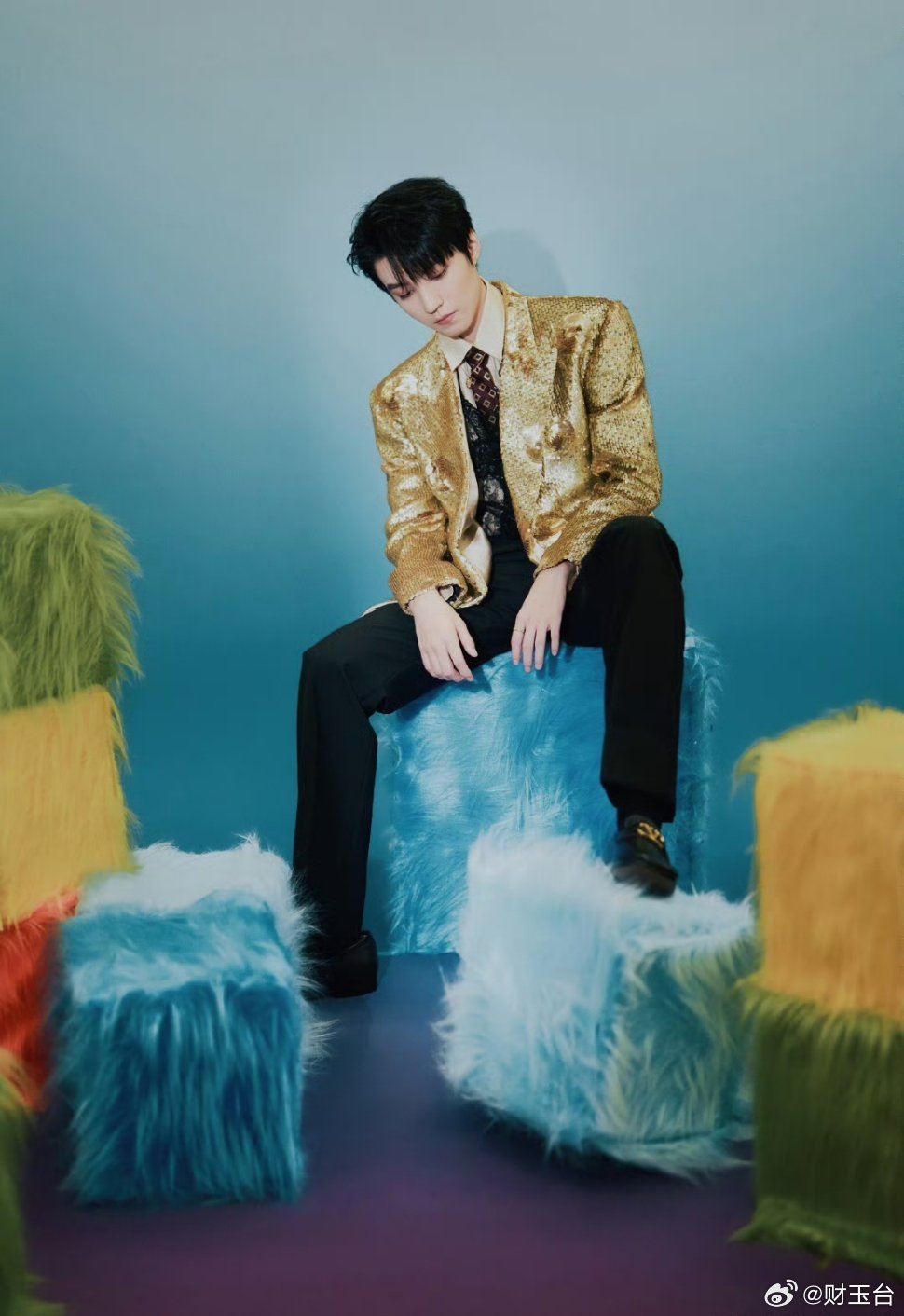 别家站子发的王俊凯别家站姐就是会拍，真的会被别家站姐镜头里的王俊凯惊艳到！自带主