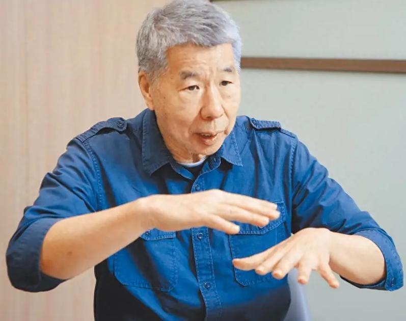 挨骂的“统派”，张亚中到底说错了什么？一个在台湾坚持喊统一的人，跑到北京提了