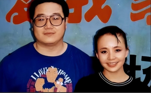 当年宋丹丹和英达离婚之后，英达突然找上门来，表示愿意给宋丹丹一套价值300万的房