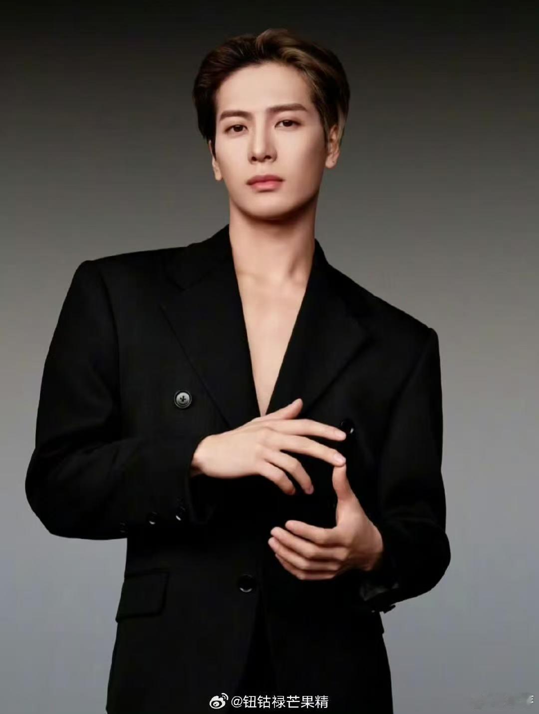 王嘉尔加盟湖南卫视芒果TV跨年演唱会时隔7年的回归太戳人！王嘉尔的跨年舞台永远