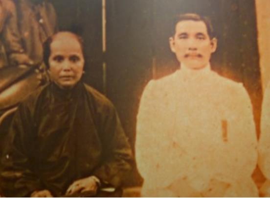 1915年，孙中山给发妻去信：“我爱上了与我志同道合的人，可她不能做妾，只好与你