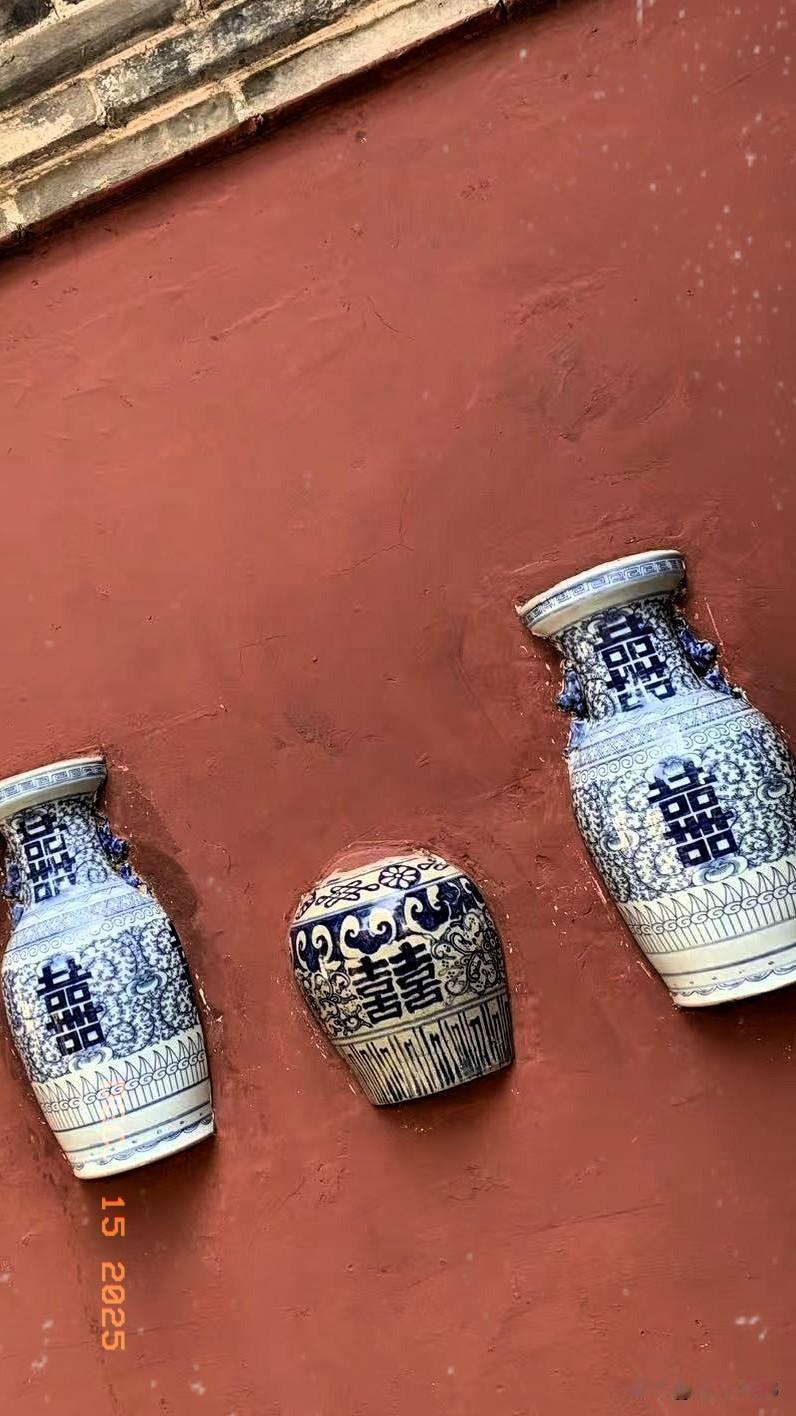 临睡前对个对联吧，友们一起对个下联！来个原创吧，不管是否合辙押韵开心就好。