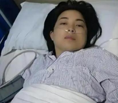 江西一名24岁女子不幸病逝，未婚夫前前后后垫付了30万治疗费，丧事办完正