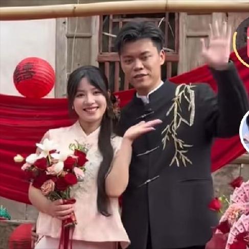 网红阿梓不可爱，怀着孕举行订婚仪式！应该七八个月快生了，这是打算赶在生孩子前结
