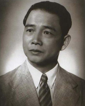 大汉奸汪精卫，那也是一表人才。