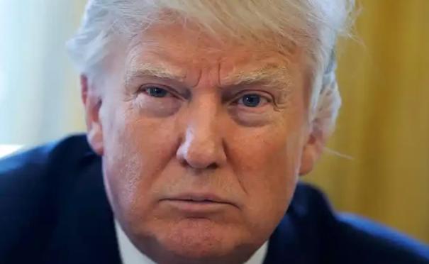 特朗普傻眼了！111亿美元军售单刚通知国会，中国外交部随即宣布：20家参与军售的