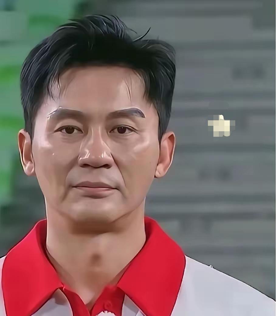 李晨很不对劲，大家发现没？自从范冰冰出事、两人官宣分开之后，选择独自前行的李晨，