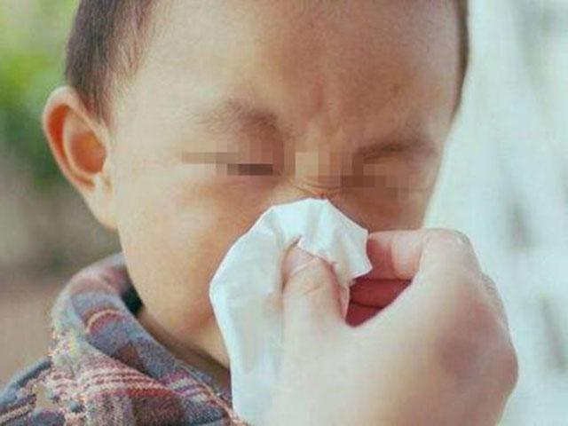 流感大面积爆发, 医生告诫: 预防处理流感要这样做, 否则会害死孩子