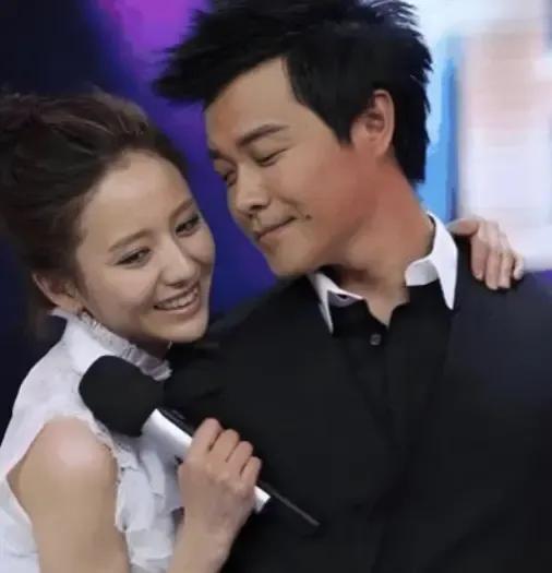 2010年，陈思诚筹拍《北京爱情故事》，来试镜女主的女演员很多，可陈思诚一个也看