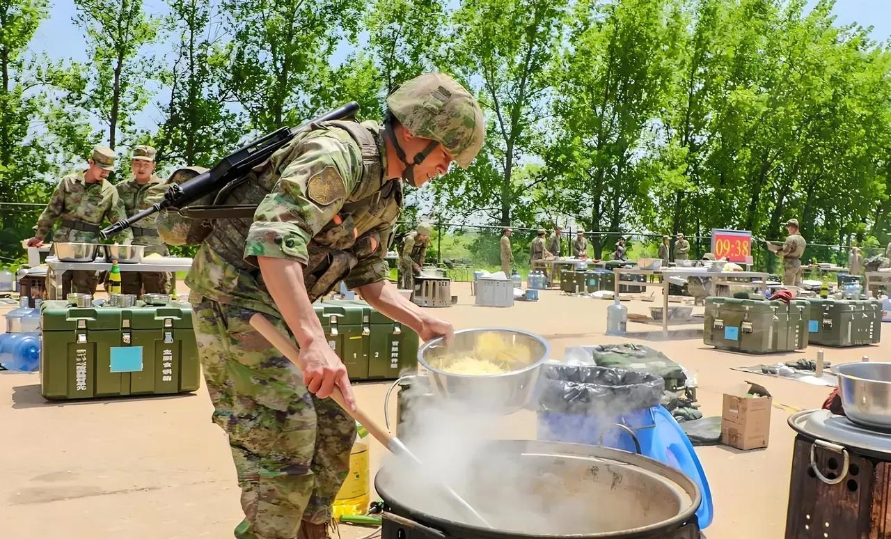 为什么军队有炊事兵这个兵种，而不是直接招聘一些厨子呢？就这么说吧，打仗的时候，你