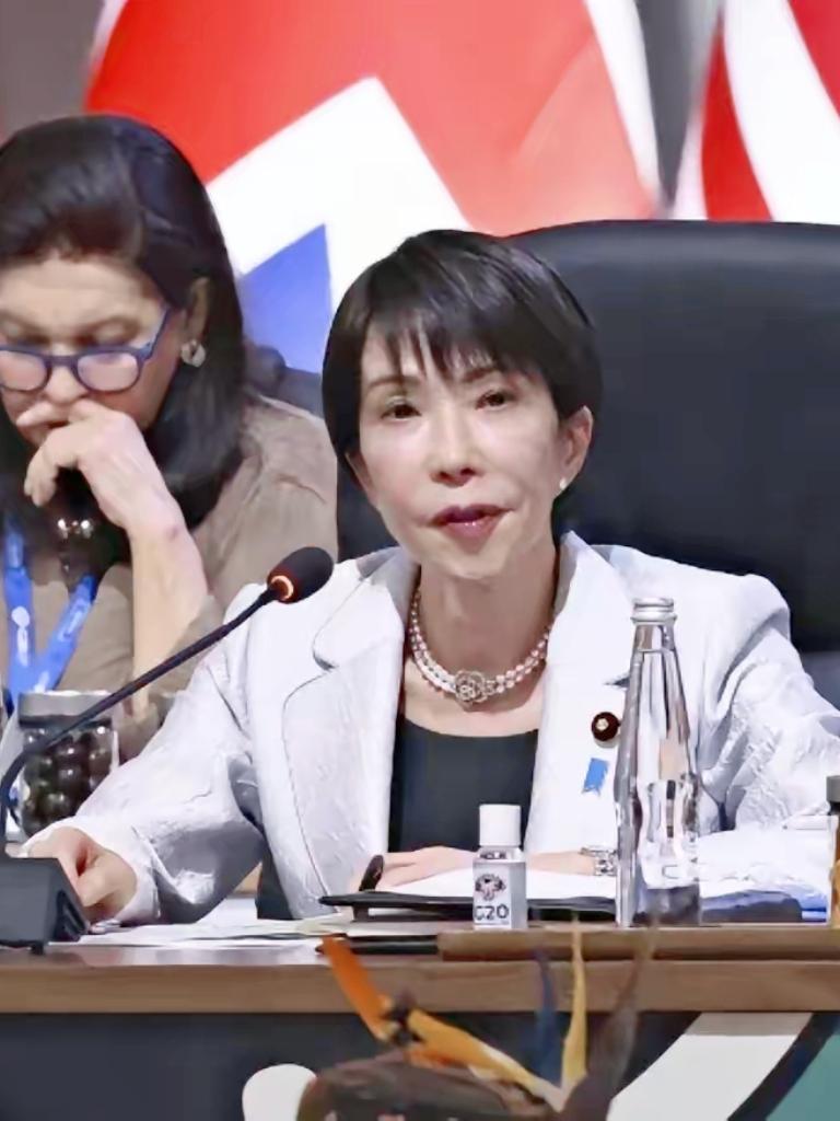 高市早苗对当前中日紧张局势回答了记者提问。11月23日，二十国集团峰会结束之后