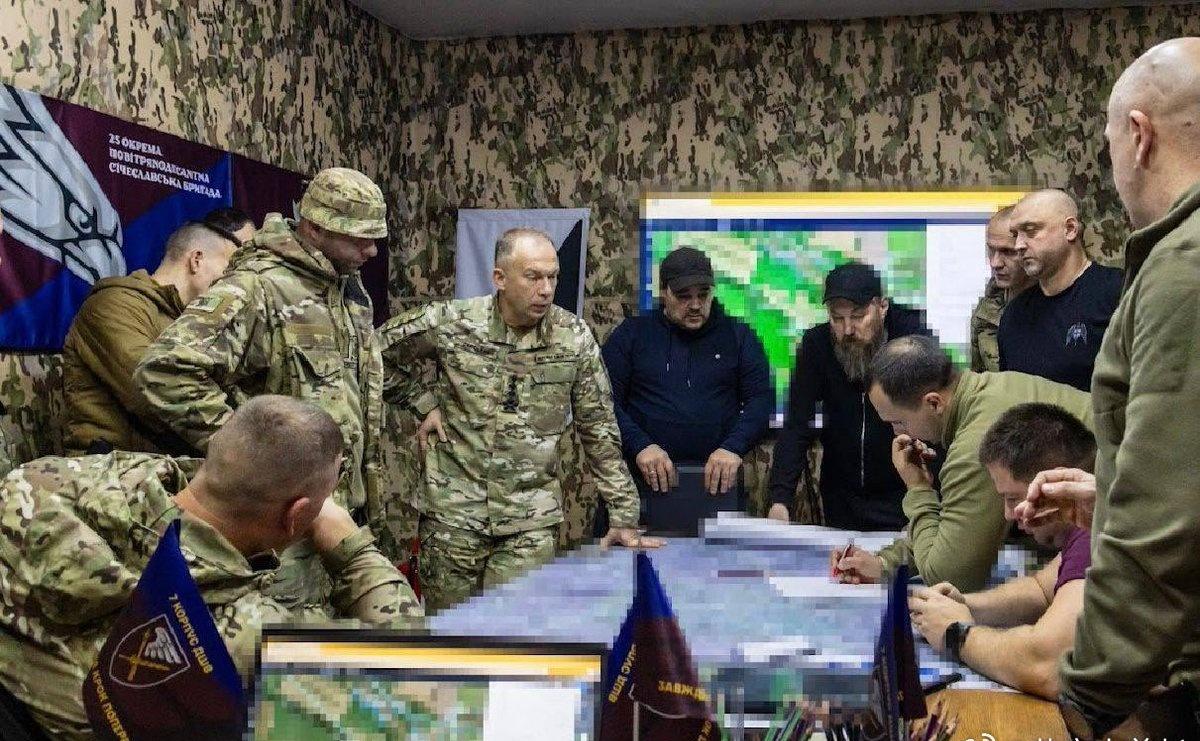 乌克兰陆军总司令瑟尔斯基（OleksandrSyrskyi）表示，乌军正在加大