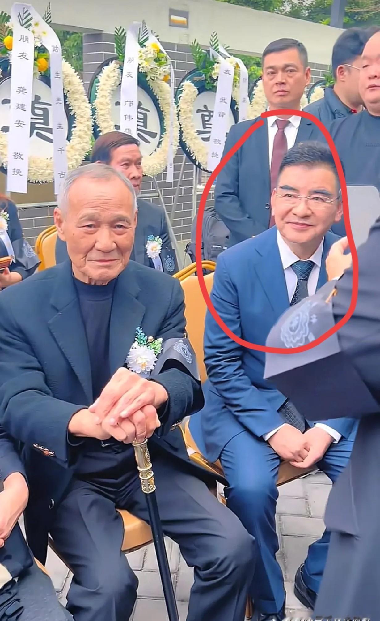 陈光标这话，简直是把梁小龙追悼会变成了“内幕爆料会”啊！他说梁小龙根本不是病逝